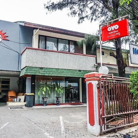 Oyo 108 Hotel Surya จาการ์ตา ภายนอก รูปภาพ